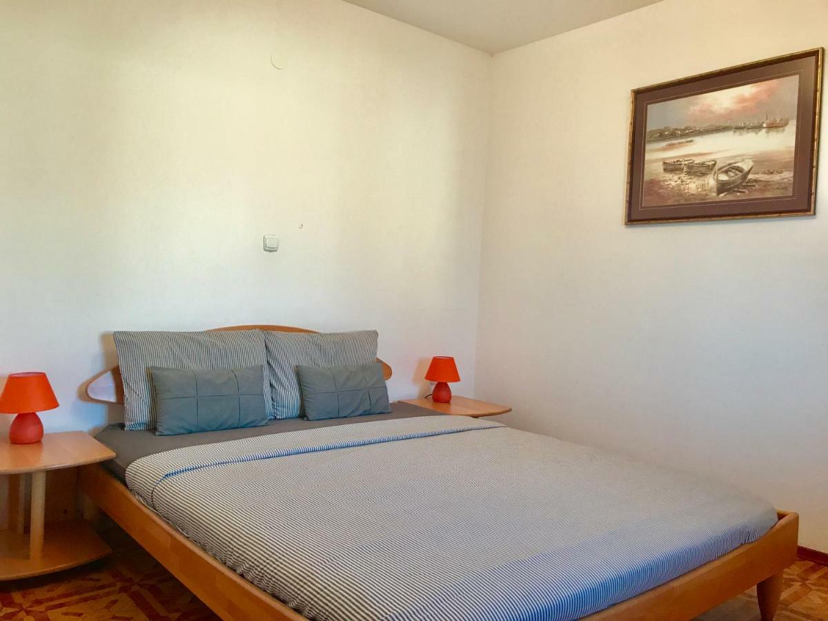 Apartmani Lisac Baška Exterior foto